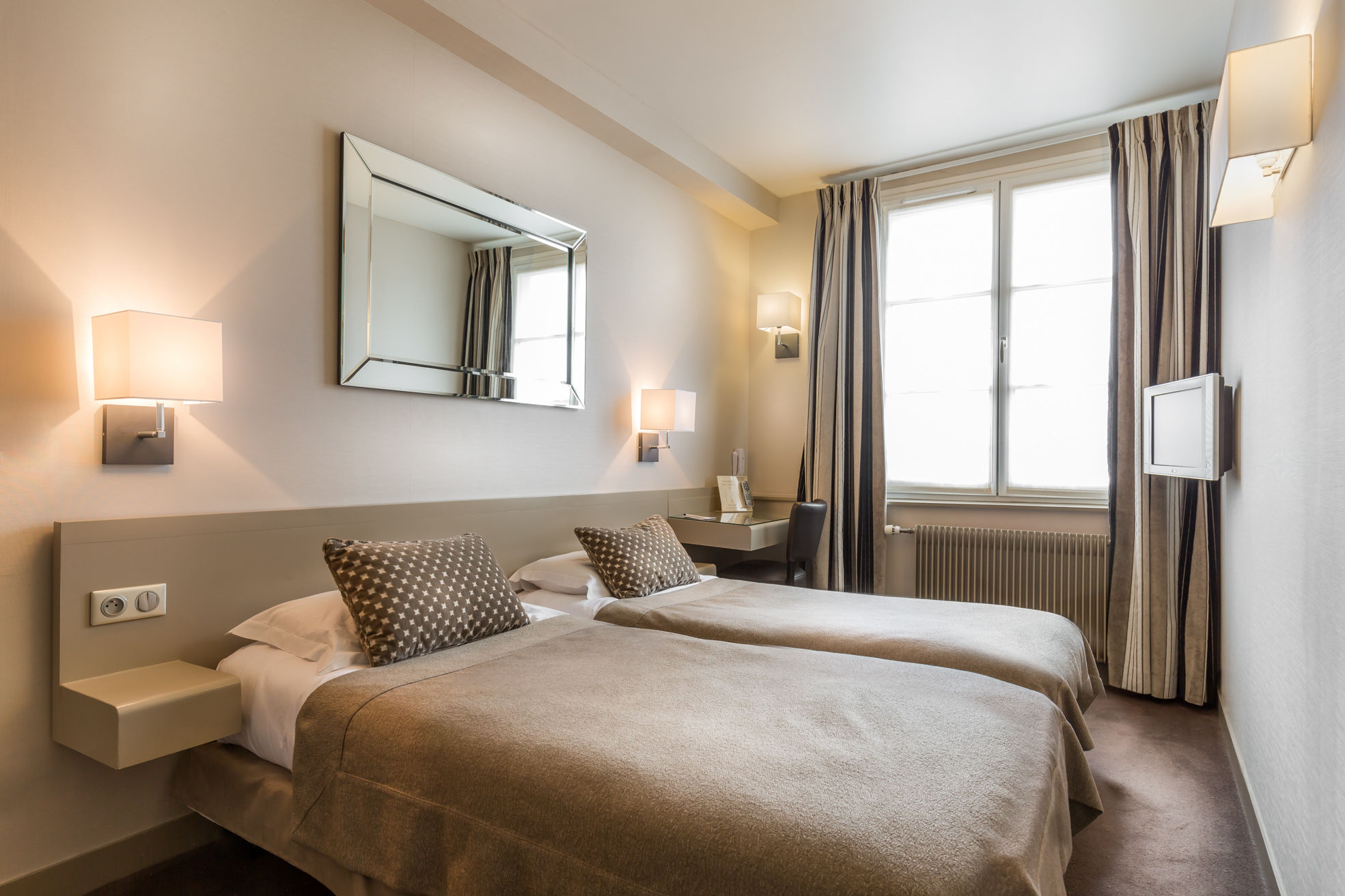 Hotel La Residence Du Berry Versailles Esterno foto
